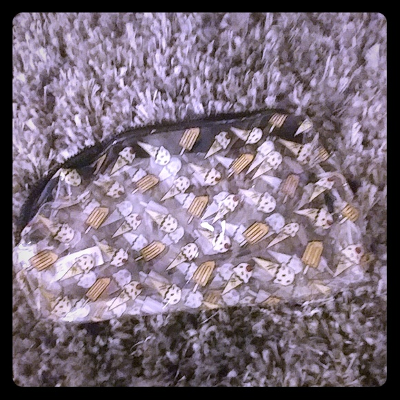 Ipsy Make-up Bag - Picture 1 of 1